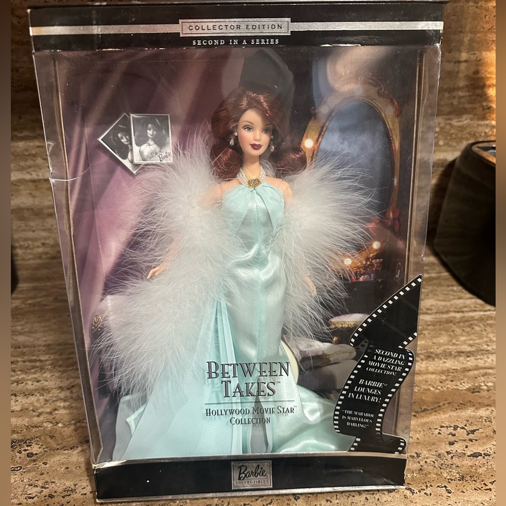 Between Takes Hollywood Movie Star Collection 
Collector edition Mattel 27684